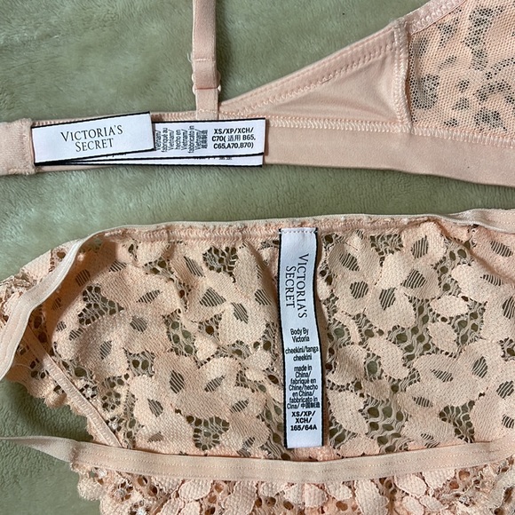 Peach Victoria secret bra and panty set xs bundle - Picture 3 of 5